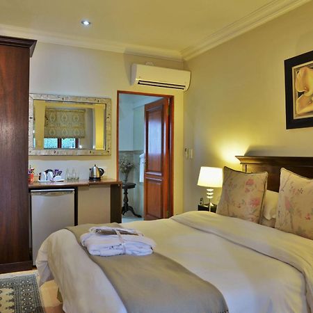 Bellgrove Guest House Sandton Йоханнесбург Экстерьер фото