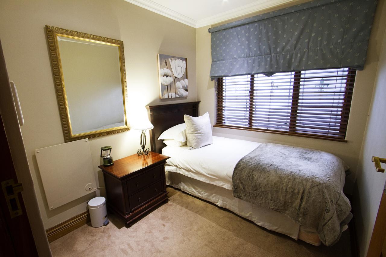 Bellgrove Guest House Sandton Йоханнесбург Экстерьер фото